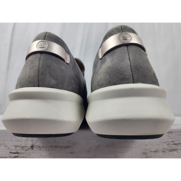 Clarks Unstructured Gray/Blue Hook & Loop Slip On Fabric Women's Size 9.5M Shoes - Picture 7 of 11